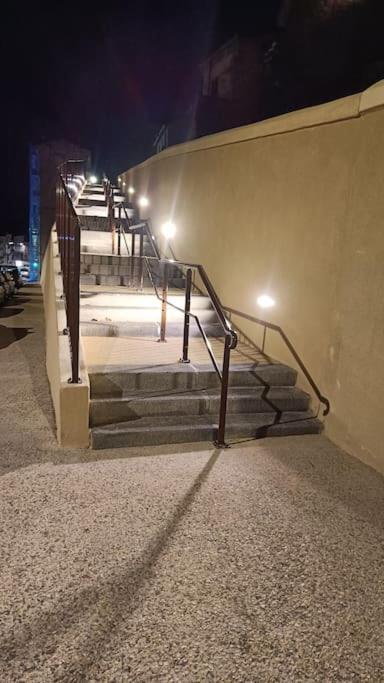 Appartement Confort Equipe Au Coeur De Beziers Bagian luar foto